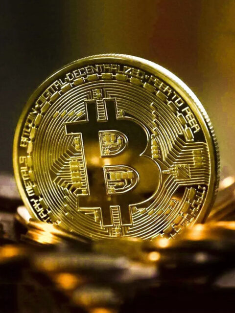 Подарочная монета Биткоин
