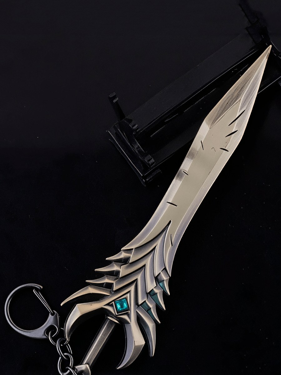 Брелок Меч Атрокса Darkin Blade Aatroxs из игры LOL League of Legends — изображение 9