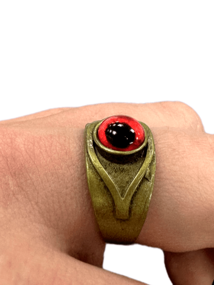 Кольцо Глаз из игры Resident Evil Village — изображение 4
