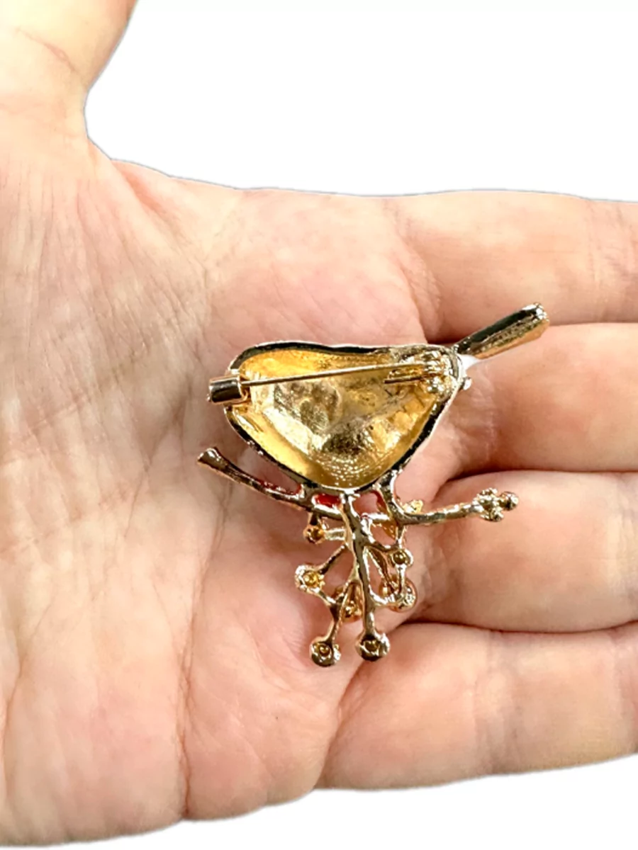 Брошь со стразами Птица Снигирь — изображение 6