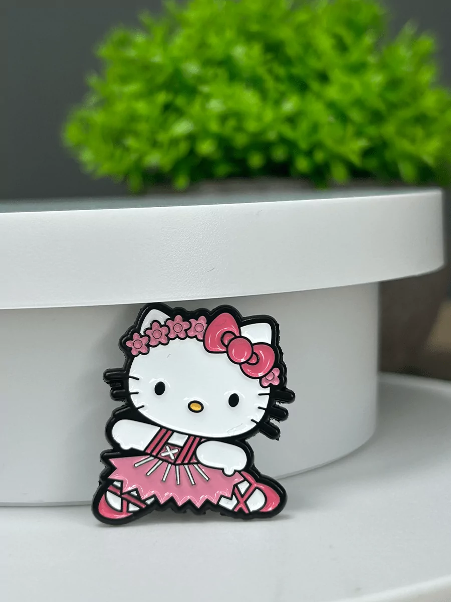 Значок Хеллоу Китти из аниме Hello Kitty — изображение 10