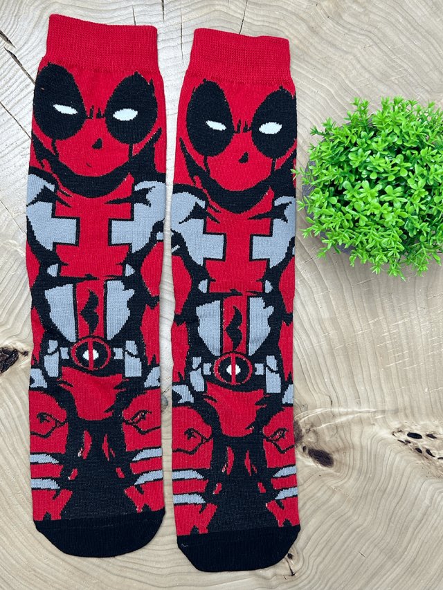 Носки длинные из фильма Дэдпул Deadpool Марвел Marvel Comics — изображение 6