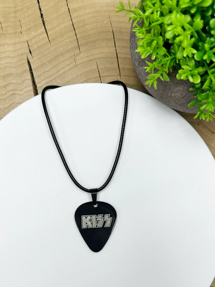Кулон Медиатор рок - группы Kiss — изображение 8
