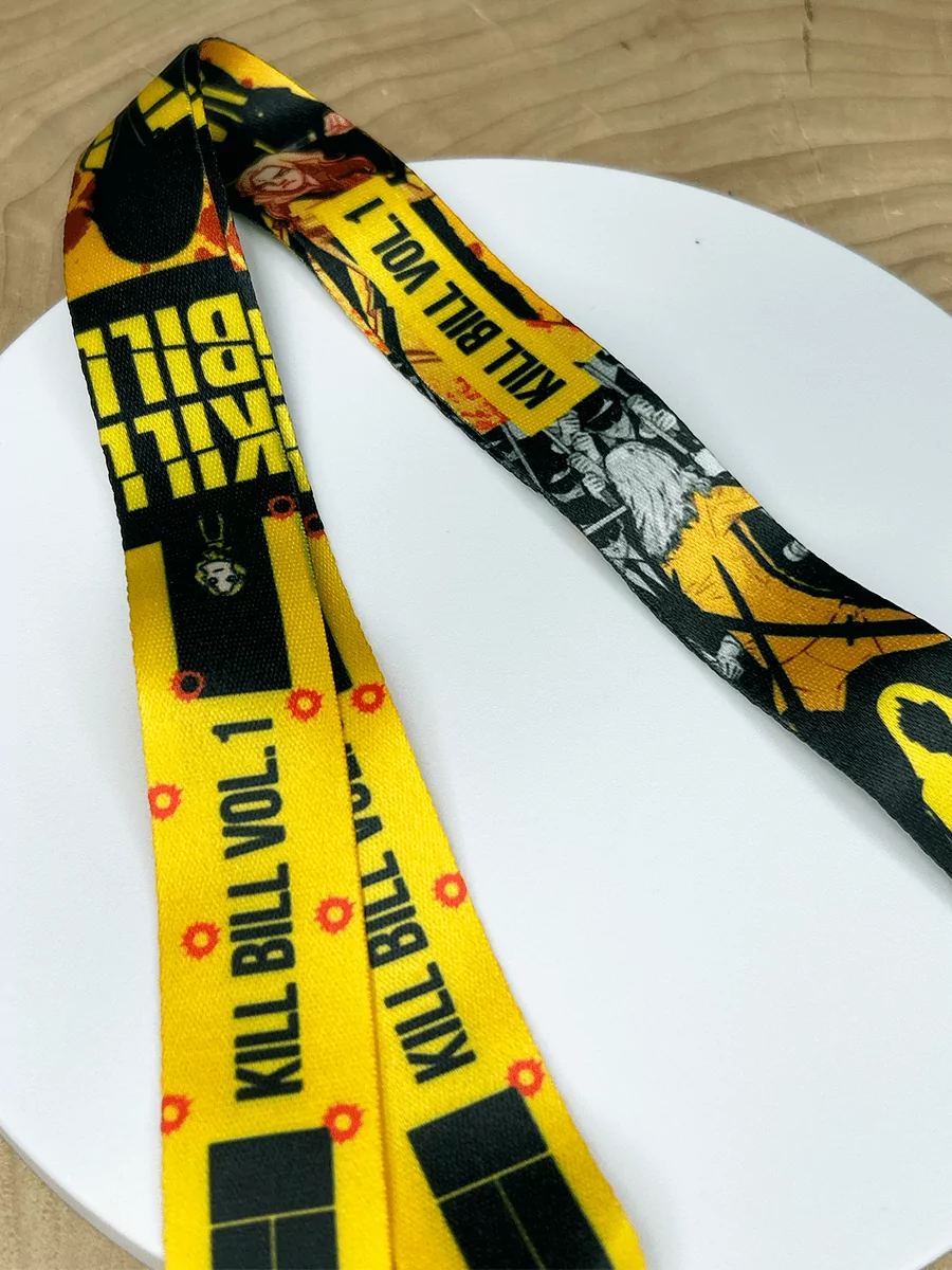 Шнурок - лента на шею для телефона и ключей из фильма Убить Билла Kill Bill — изображение 9