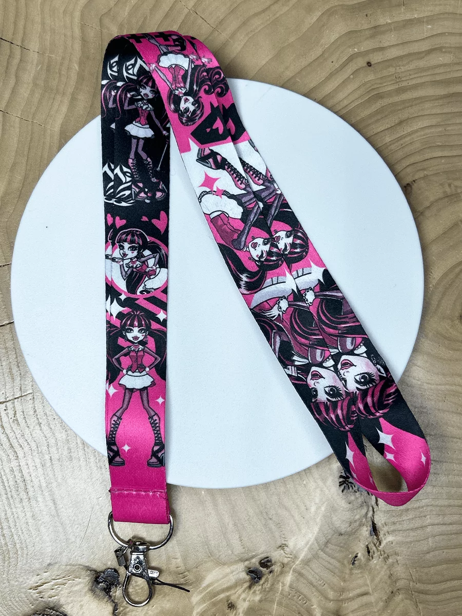 Шнурок - лента на шею для телефона и ключей Дракулаура из мультфильма Monster High Монстр Хай — изображение 8