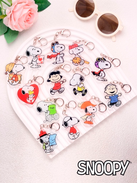 Брелок акриловый из аниме Snoopy Снупи и мелочь пузатая